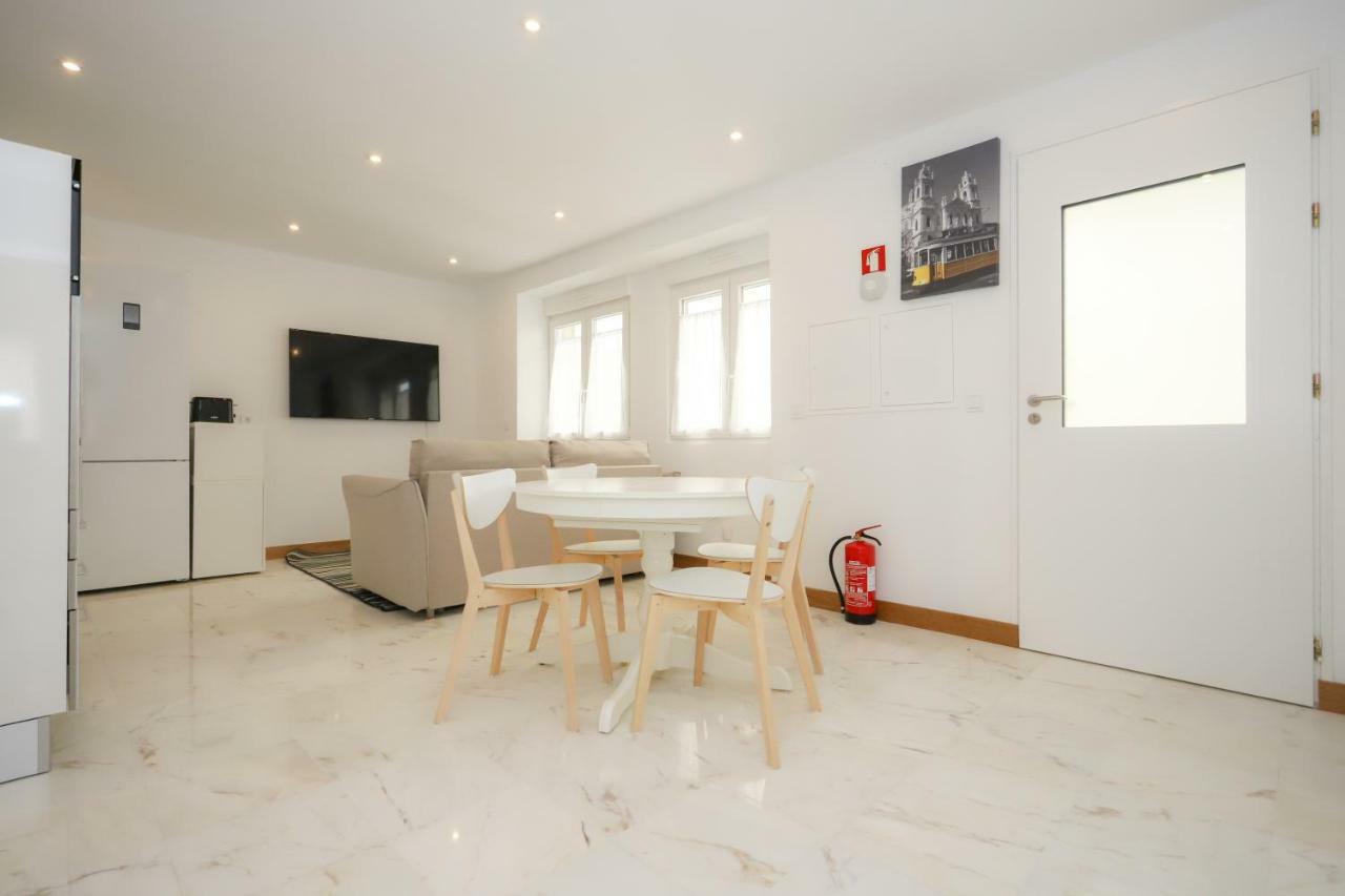 Apartamento Casino Praia III Figueira da Foz Buitenkant foto